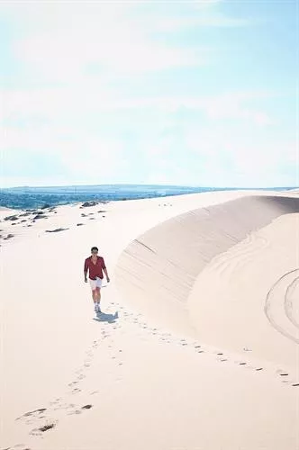 Cung đường phủ 'tuyết' gần Phan Thiết